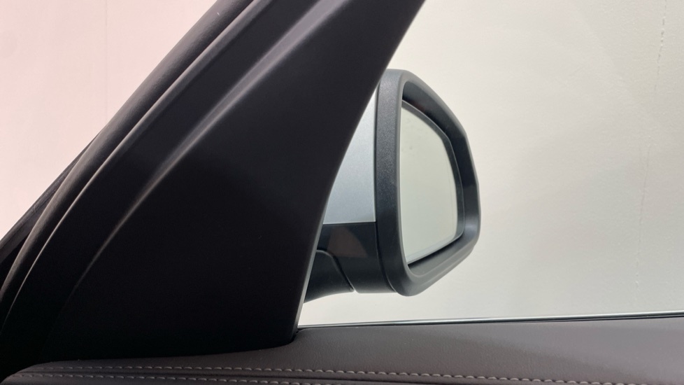 BMW iX1 150Kw Edrive20 Shadow Edition 65Kwh Black #39