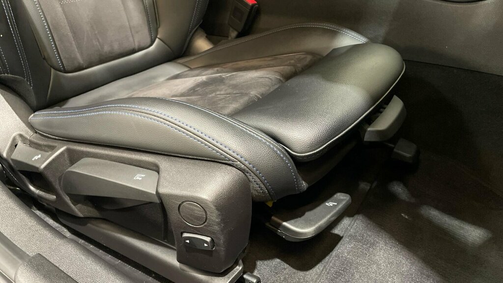 BMW 3 Series 320I Xdrive M Sport Step Black #50