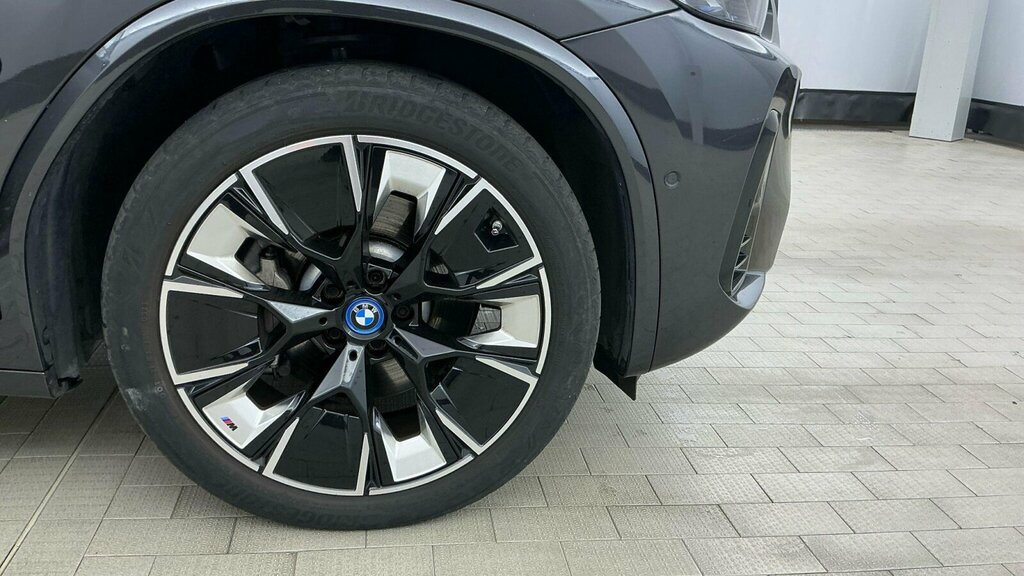 BMW iX3 210Kw M Sport 80Kwh White #7