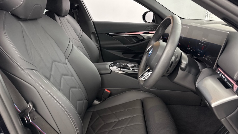 BMW 5 Series 530E M Sport Black #22