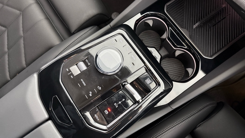 BMW 5 Series 530E M Sport Black #19