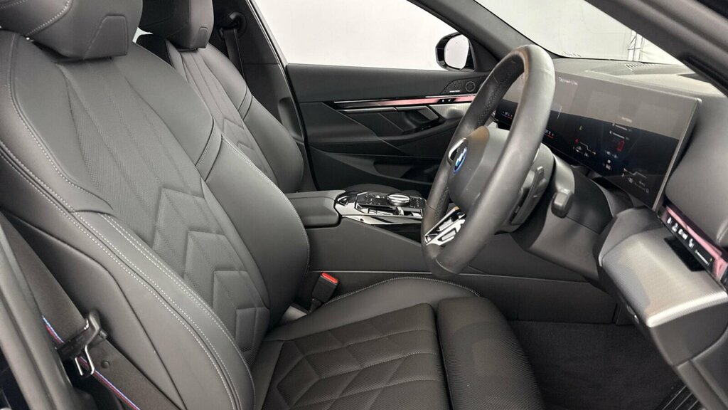 BMW 5 Series 530E M Sport Black #21