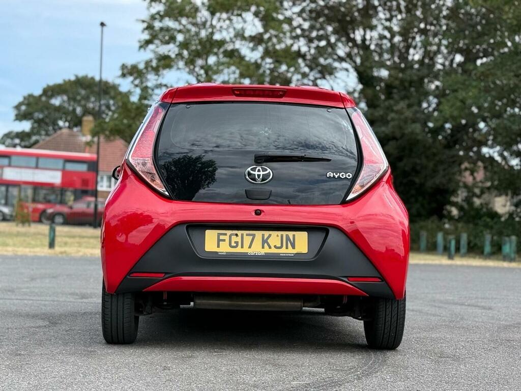 Toyota Aygo 1.0 Vvt-i X-play Hatchback Euro White #13