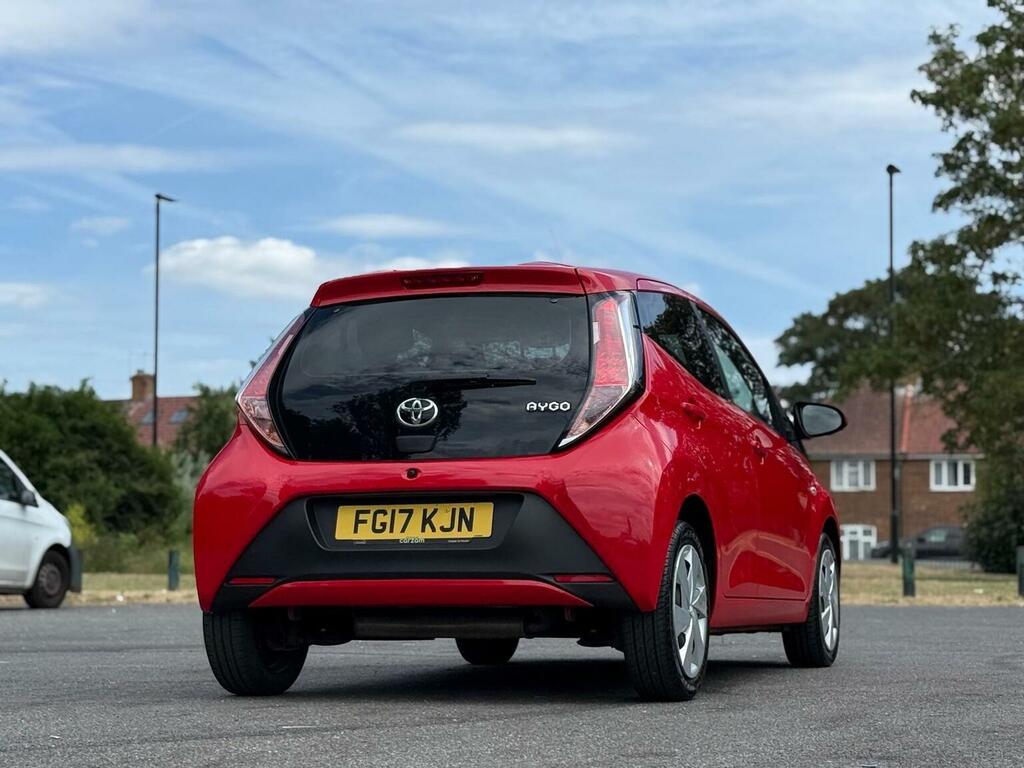 Toyota Aygo 1.0 Vvt-i X-play Hatchback Euro White #14