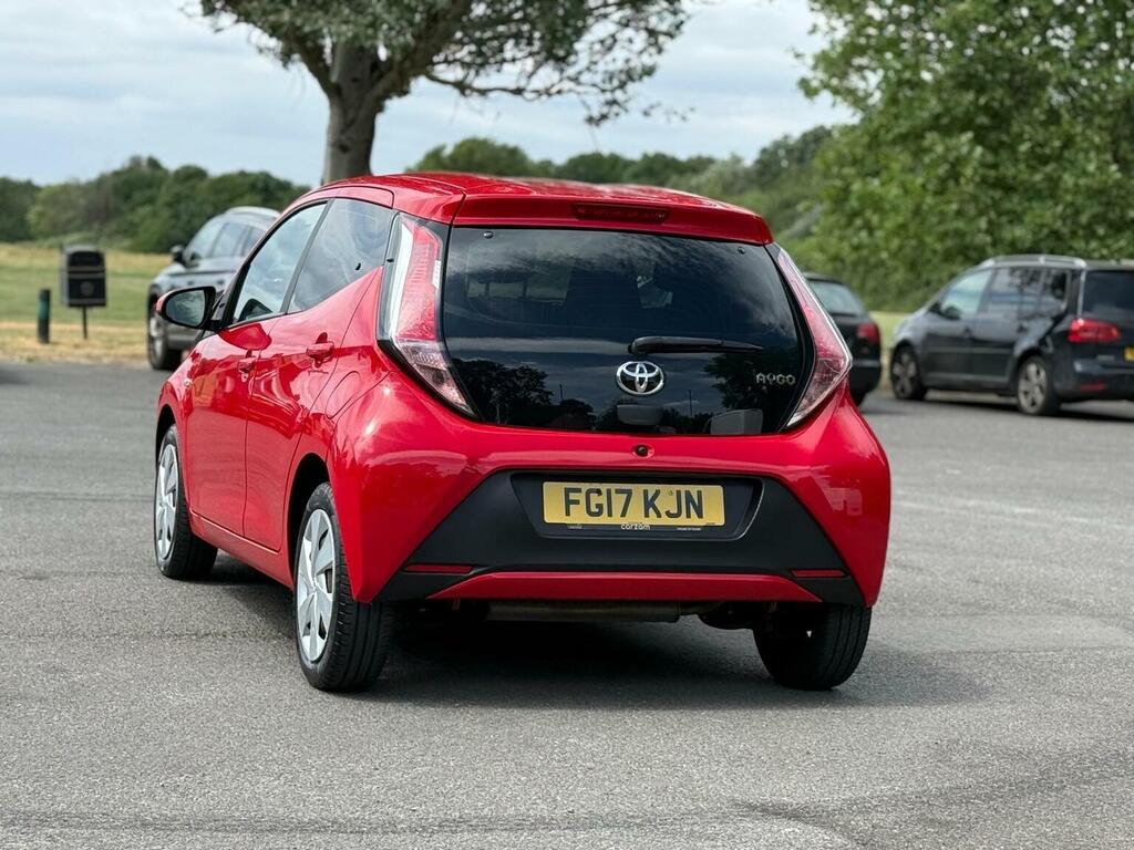 Toyota Aygo 1.0 Vvt-i X-play Hatchback Euro White #15