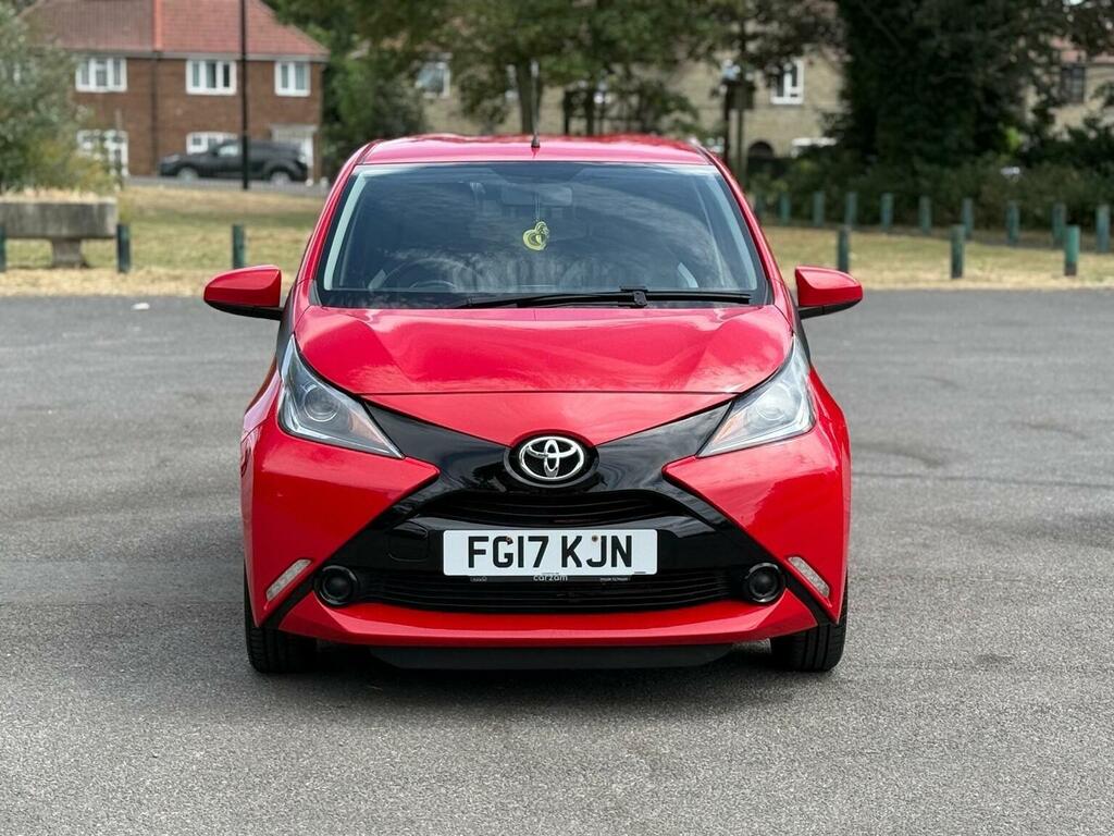 Toyota Aygo 1.0 Vvt-i X-play Hatchback Euro White #12