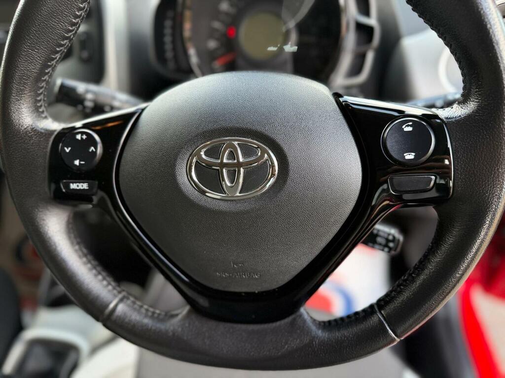 Toyota Aygo 1.0 Vvt-i X-play Hatchback Euro White #42