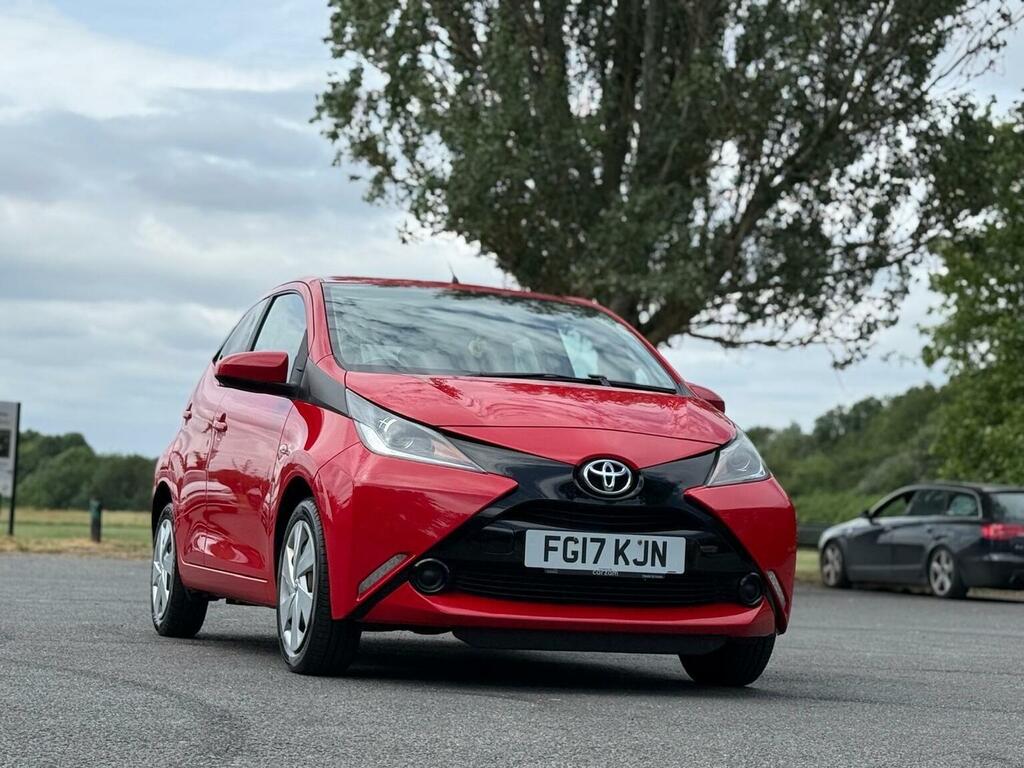Toyota Aygo Hatchback 1.0 Vvt-i X-play Euro 6 201717 FG17KJN Red #4