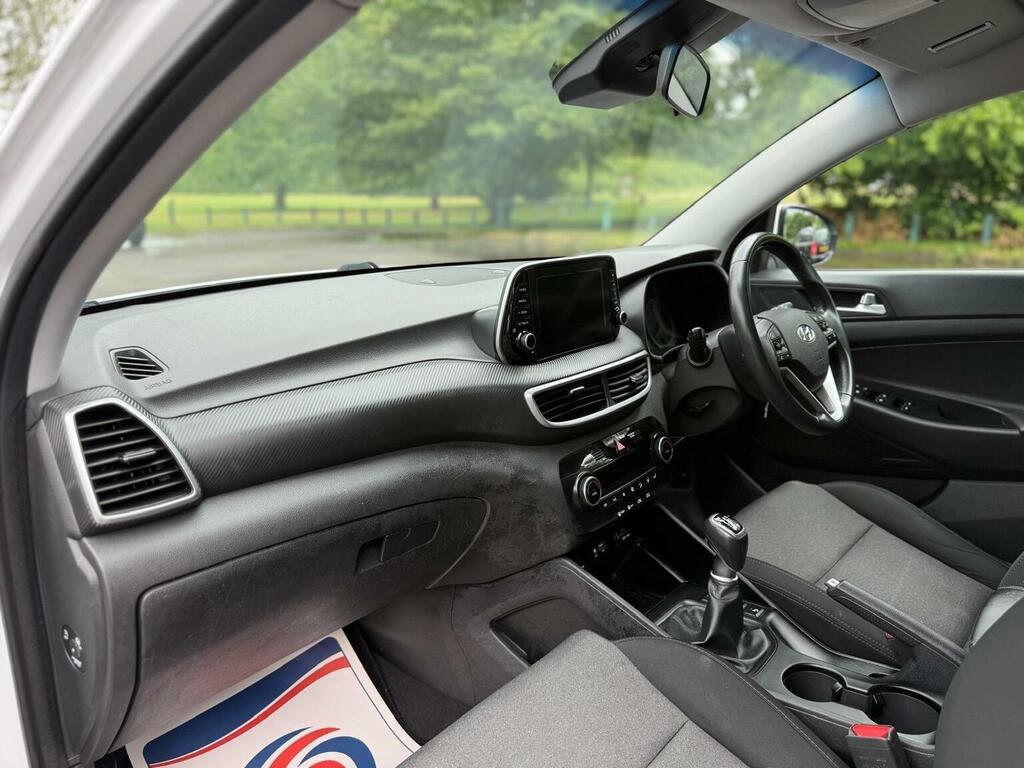 Hyundai Tucson #77