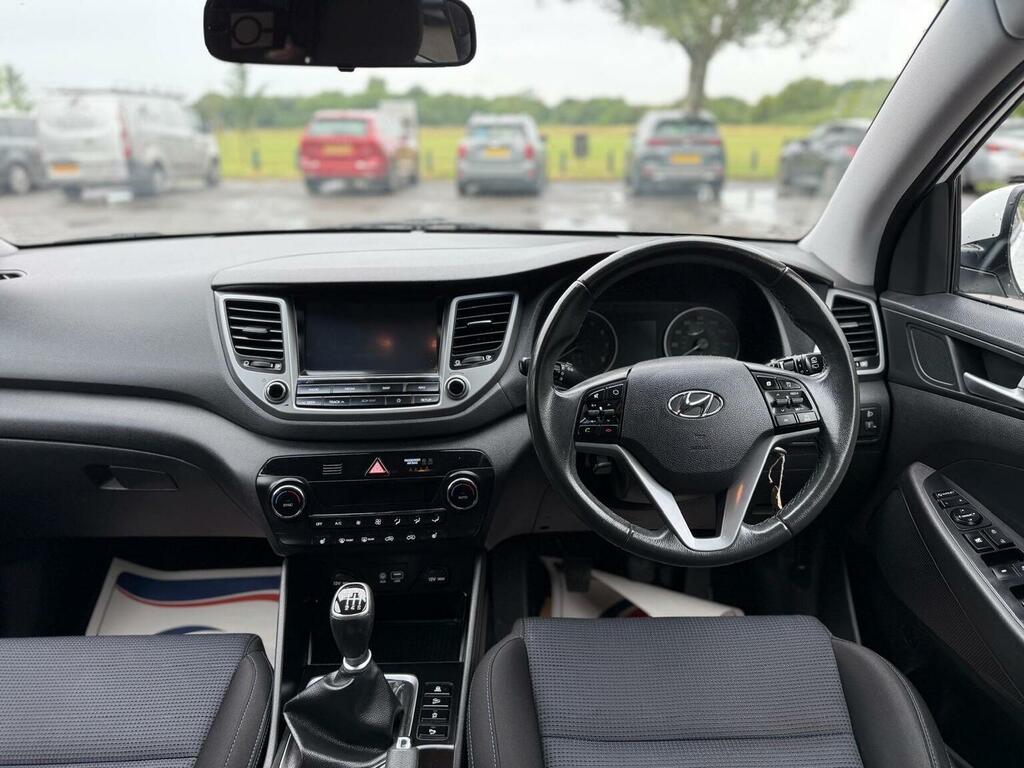 Hyundai Tucson 1.7 Crdi Se Nav #19