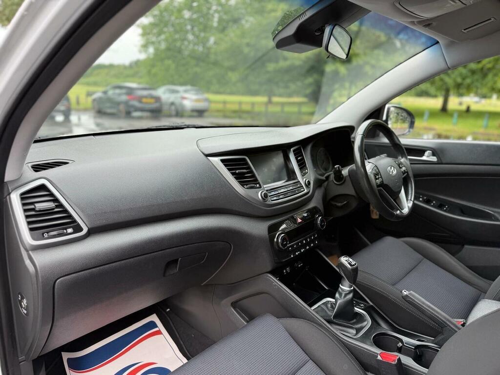Hyundai Tucson 1.7 Crdi Se Nav #25