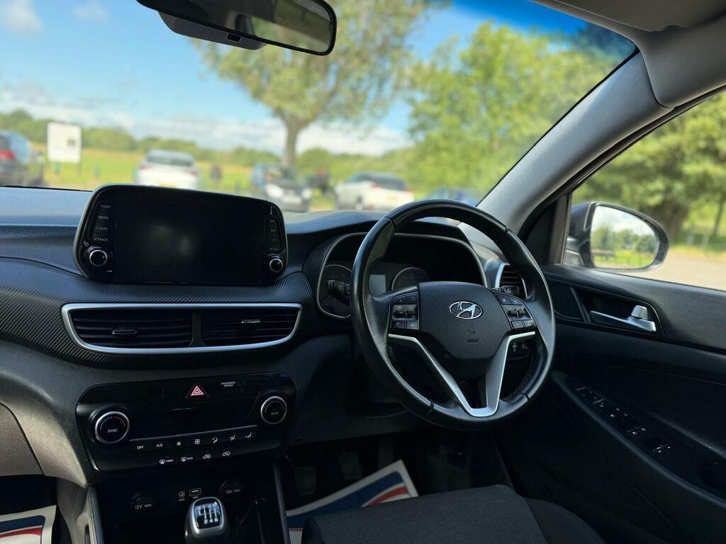 Hyundai Tucson N Line Red #65