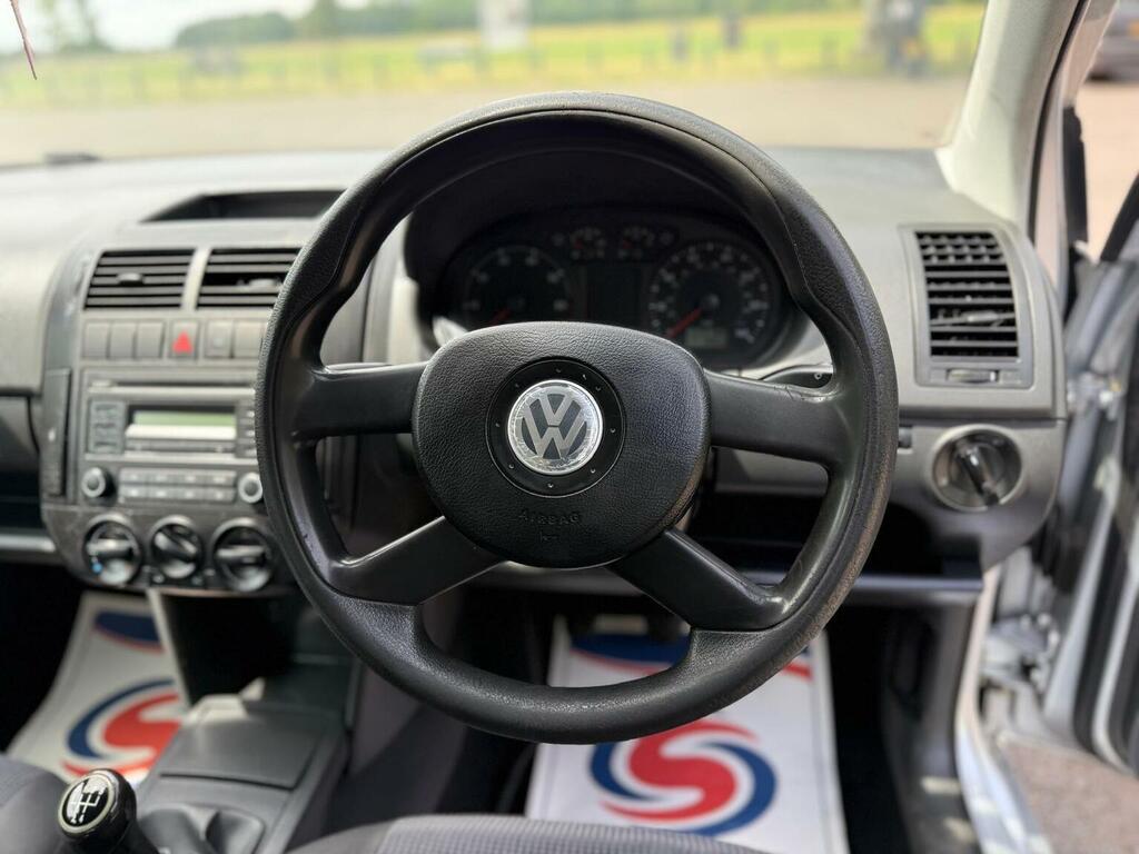Volkswagen Polo 1.4 Se #56