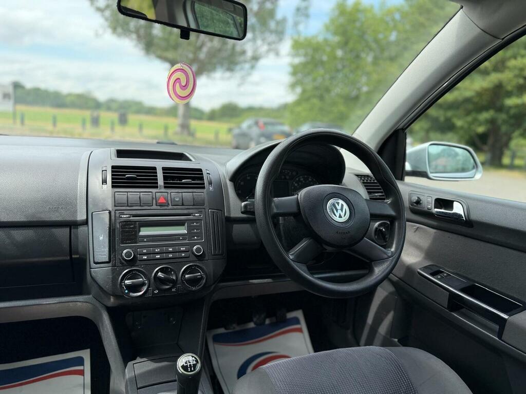 Volkswagen Polo 1.4 Se #23