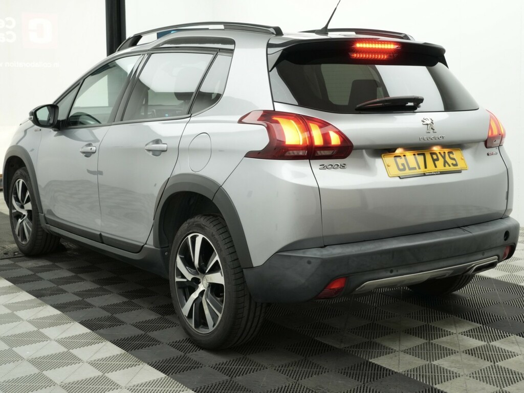 Peugeot 2008 1.6 Bluehdi Gt Line Grey #4
