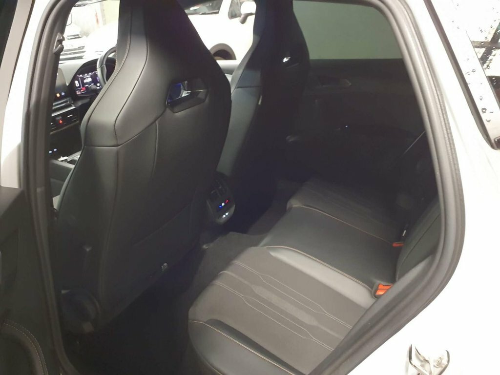 Cupra Leon 2.0 Tsi 300 Vz2 Dsg White #7