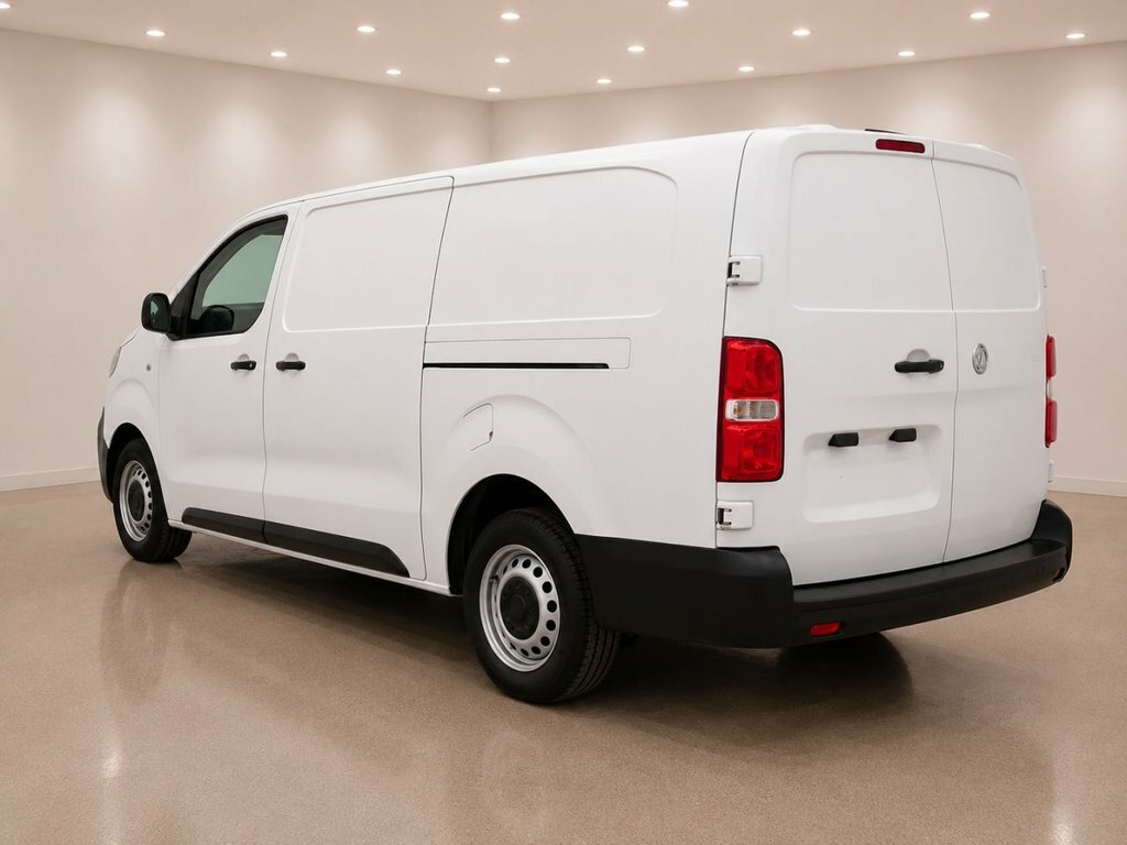Vauxhall Vivaro 1.5L Sportive DU21ZHG White #2