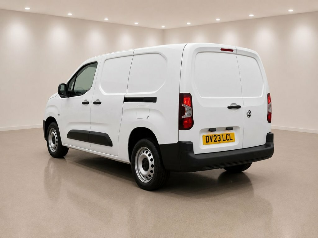 Vauxhall Combo 1.5L Prime 6Dr DV24SZC White #5