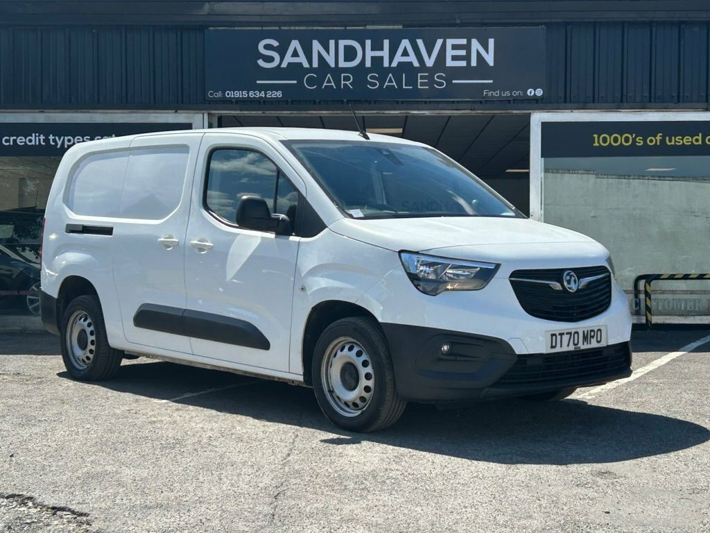Vauxhall Combo 1.5L Edition White