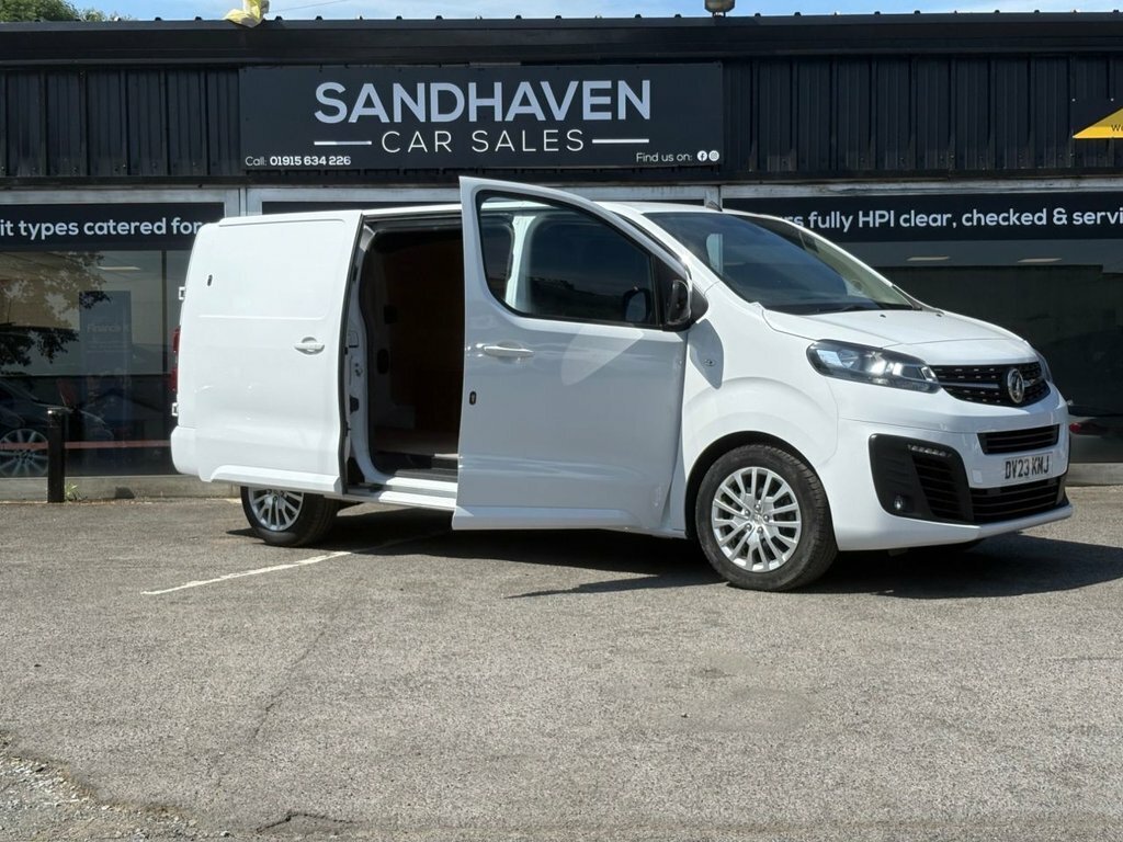 Vauxhall Vivaro 1.5L Pro 6Dr White #2