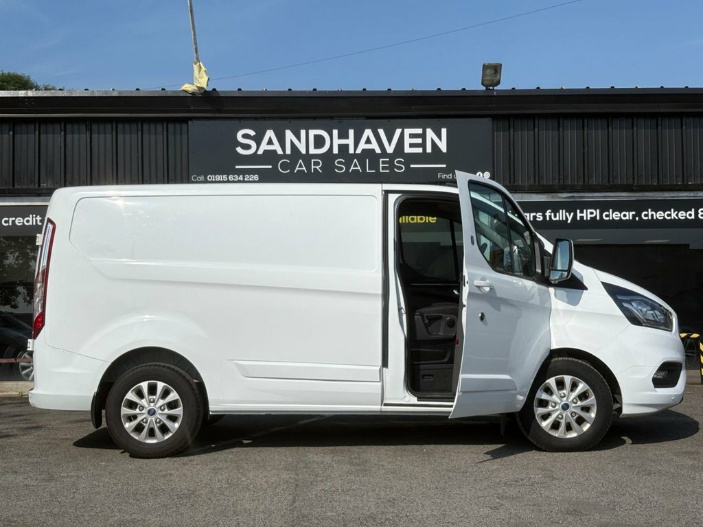 Ford Transit Custom 2L Limited ML71VRT White #4
