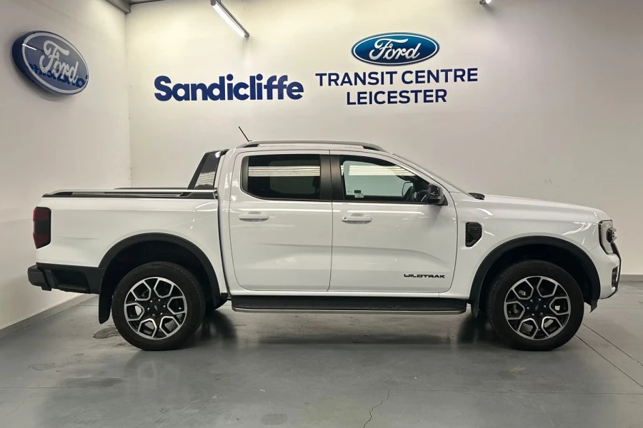 Ford Ranger Ranger P703 Wildtrak Double Cab 3.0L Ecoblue V6 24 LO24BVZ White #3