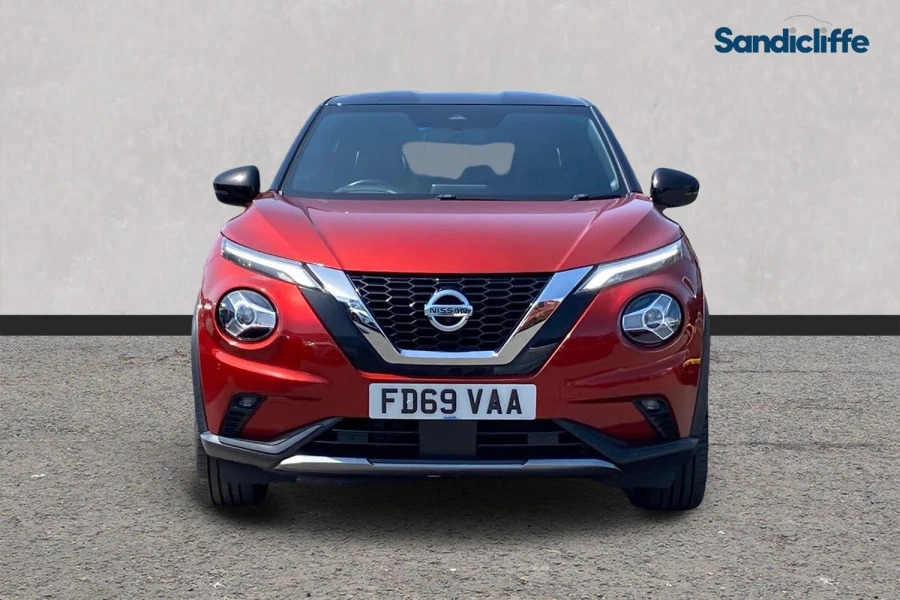 Nissan Juke Juke 1.0 Dig-t Tekna Hatchback FD69VAA Red #2