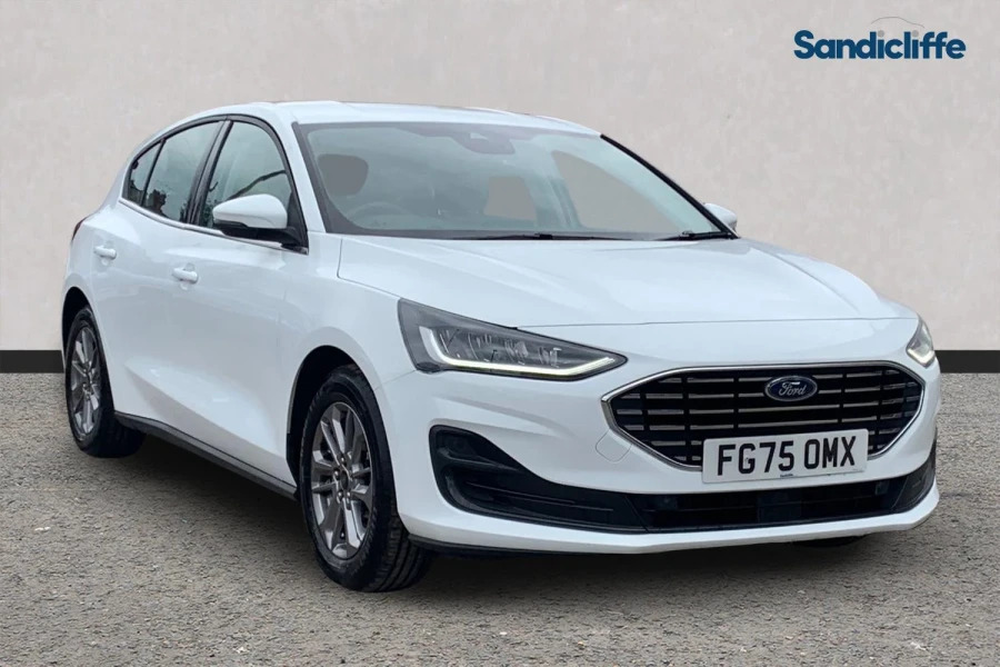 Ford Focus Focus Titanium 1.0L Ecoboost 155Ps Mhev Fwd White