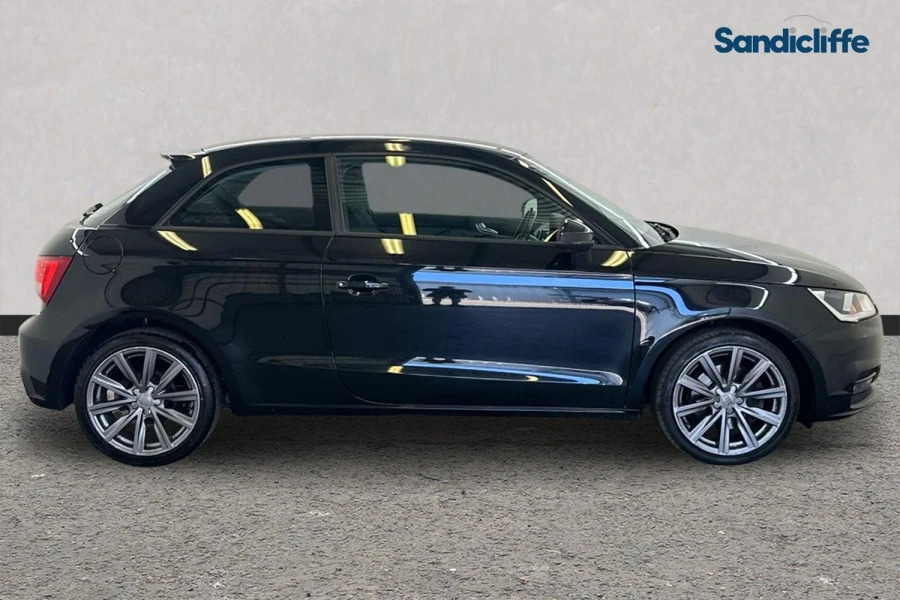Audi A1 A1 1.6 Tdi Sport Hatchback FH65MUP Black #3