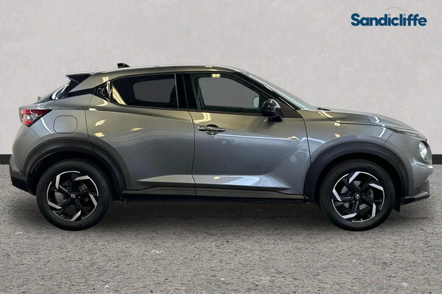 Nissan Juke Juke 1.0 Dig-t 114 N-connecta Dct Hatchback LV23JFN Grey #2