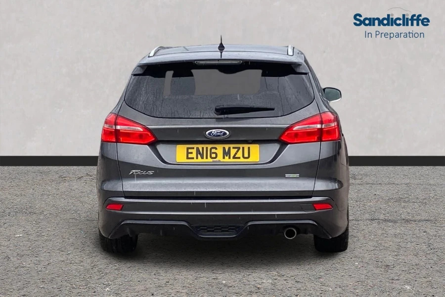 Ford Focus Focus 1.5 Zetec S Est 6Spd 150Ps Grey #3