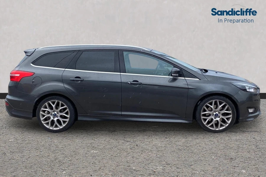 Ford Focus Focus 1.5 Zetec S Est 6Spd 150Ps Grey #2