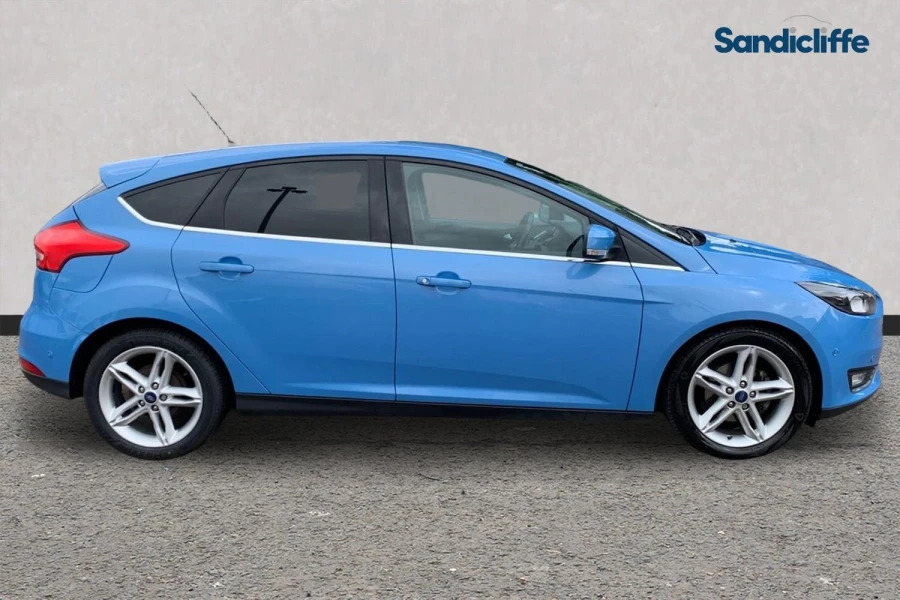 Ford Focus Focus 1.0 Titanium 6Spd 125Ps Blue #3
