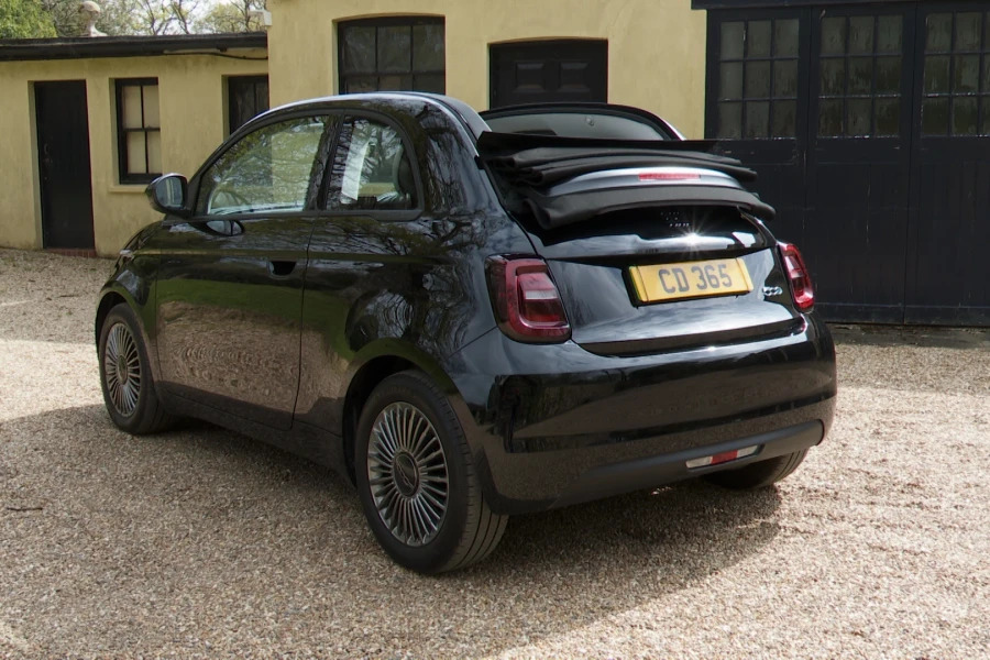 Fiat 500 500 87Kw Icon 42Kwh Convertible Gold