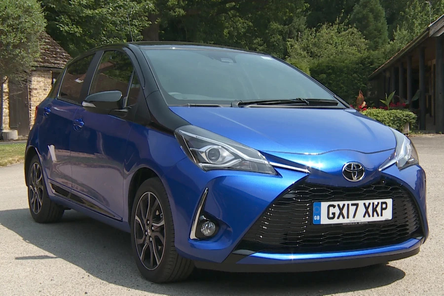Toyota Yaris Yaris 1.5 Hybrid Icon Cvt Hatchback Red