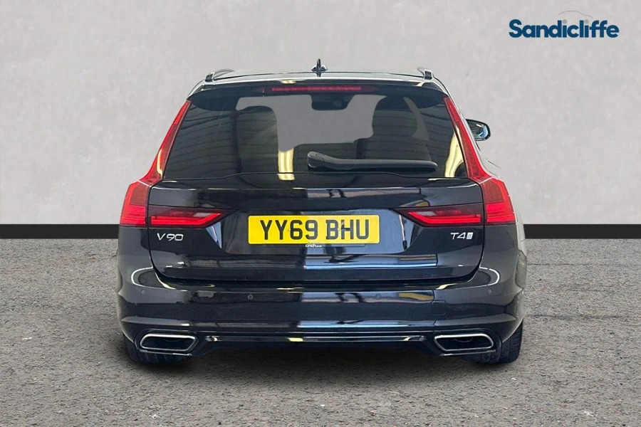 Volvo V90 V90 2.0 T4 R Design Plus Geartronic Estate Black #5