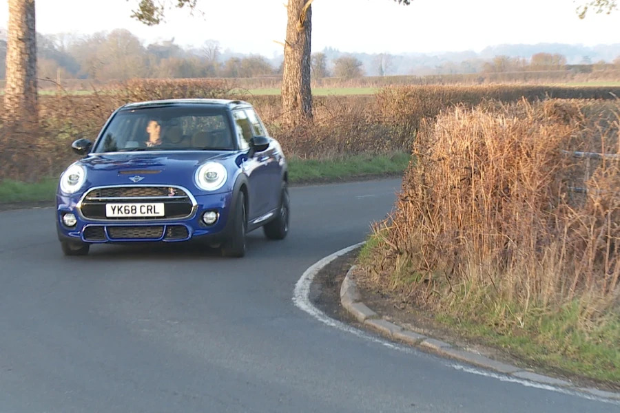 Mini Hatch Hatchback 2.0 Cooper S Exclusive II Hatchback YR70OMV White #6