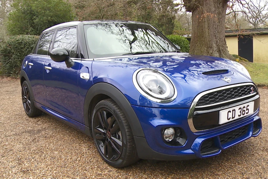 Mini Hatch Hatchback 2.0 Cooper S Exclusive II Hatchback YR70OMV White #2