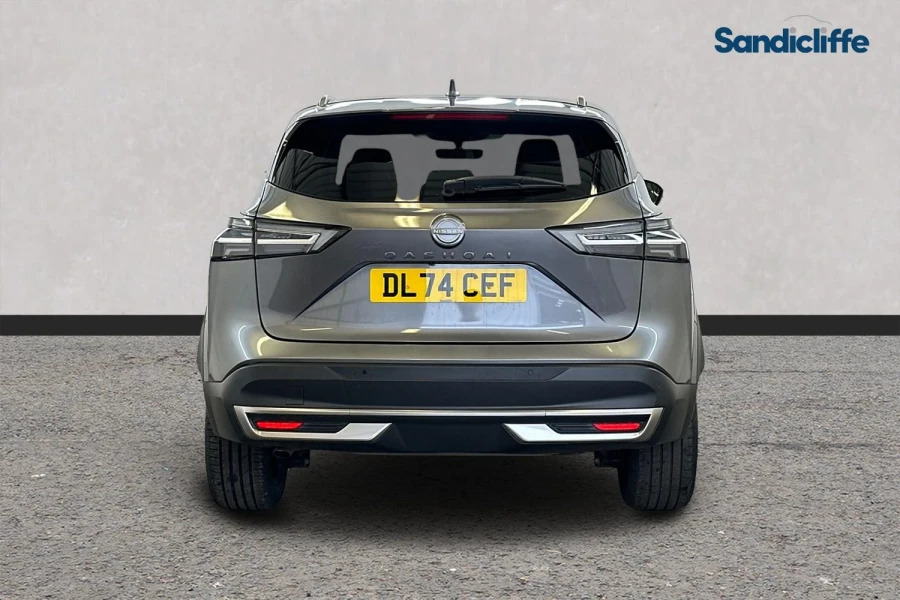 Nissan Qashqai Qashqai 1.3 Dig-t Mh N-connecta Hatchback DL74CEF Grey #5