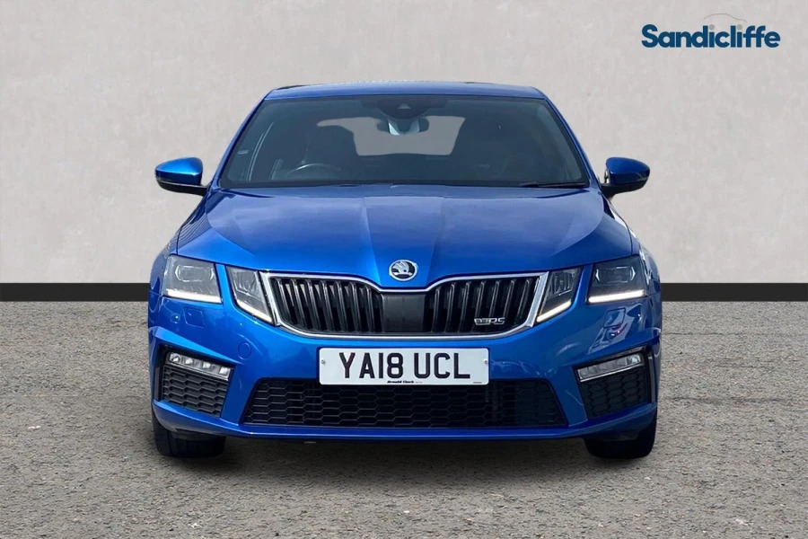 Skoda Octavia Octavia 2.0 Tdi Cr Vrs 4X4 Dsg Hatchback Blue #2