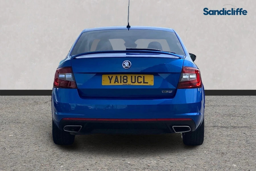 Skoda Octavia Octavia 2.0 Tdi Cr Vrs 4X4 Dsg Hatchback Blue #5