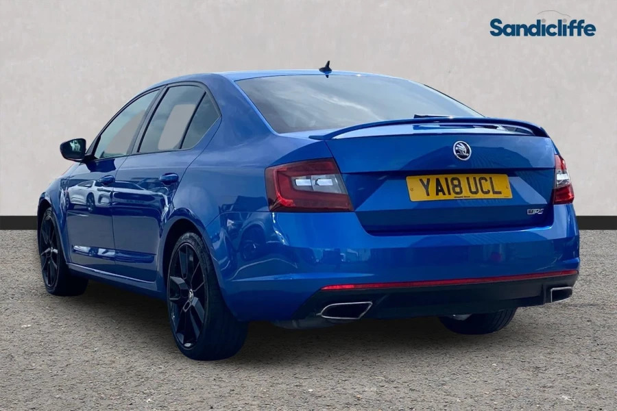 Skoda Octavia Octavia 2.0 Tdi Cr Vrs 4X4 Dsg Hatchback Blue #6