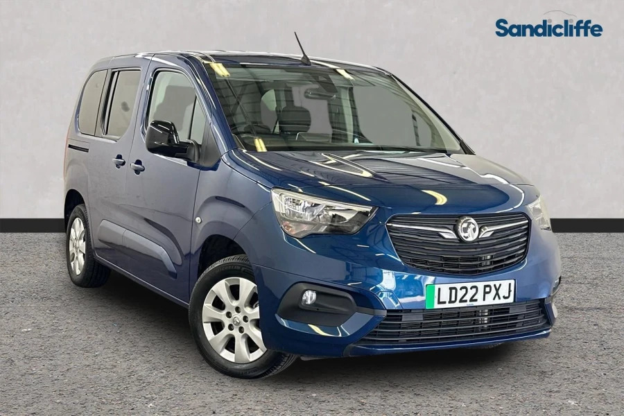 Vauxhall Combo-e Life L1h1 2300 Sportive 50Kw 135 Bhp White #1