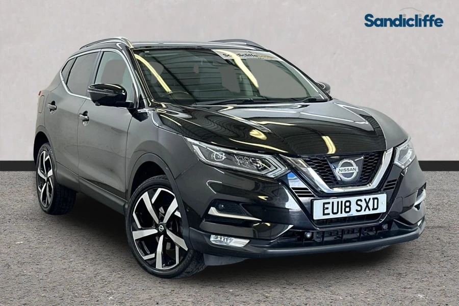 Nissan Qashqai Qashqai 1.6 Dci Tekna Hatchback Black #1