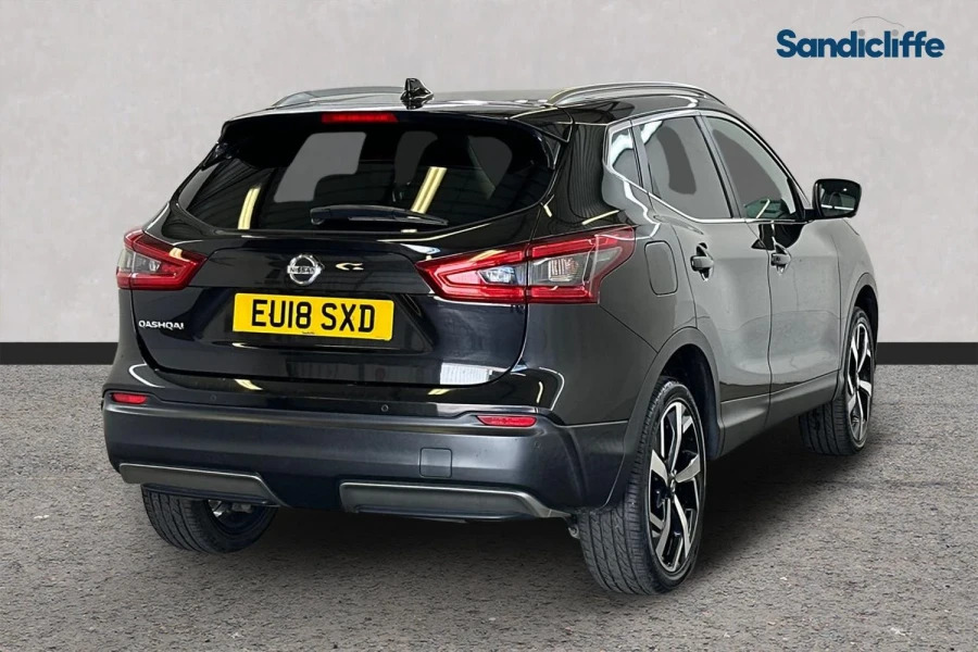 Nissan Qashqai Qashqai 1.6 Dci Tekna Hatchback Black #4