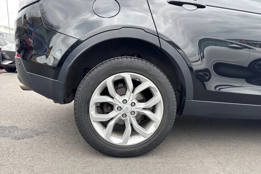 Land Rover Discovery Sport Sport Hse Red #9