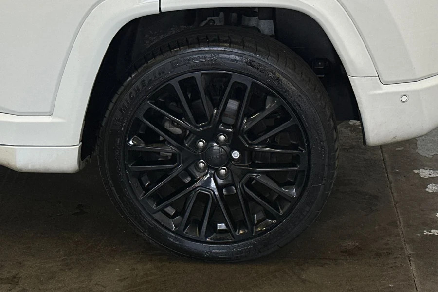 Jeep Compass  White #9