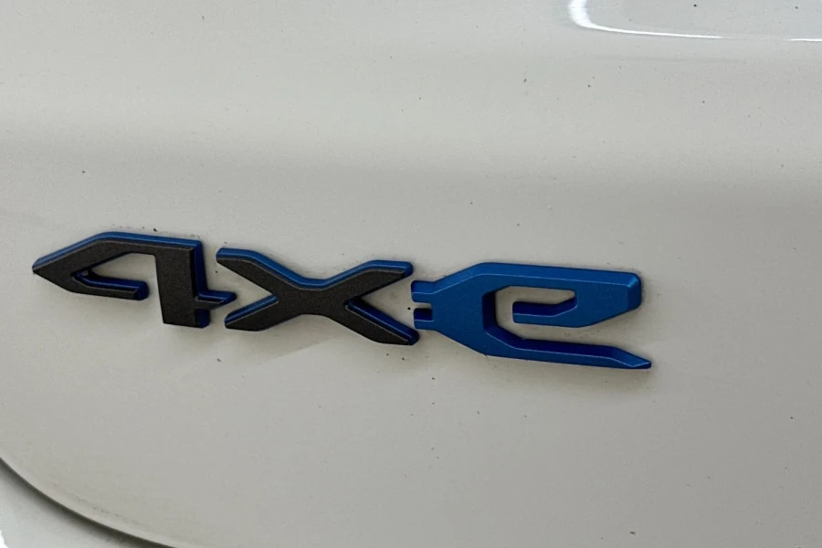 Jeep Compass  White #18