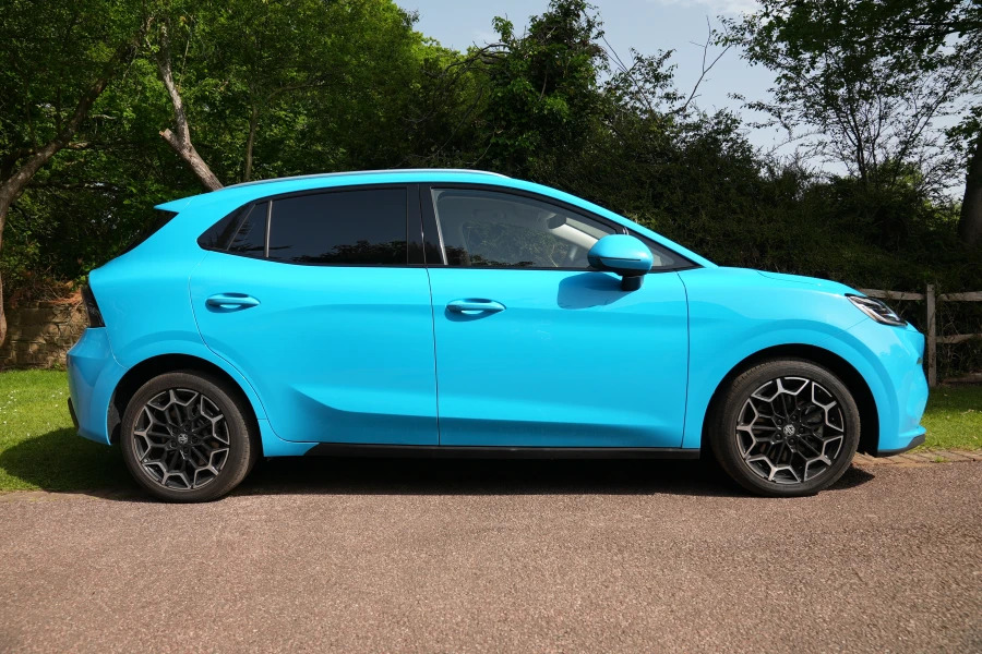MG MG4 Mg4 Urban 118Kw Premium Long Range 54Kwh Silver
