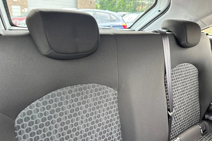 Vauxhall Corsa 1.4 Se White #24